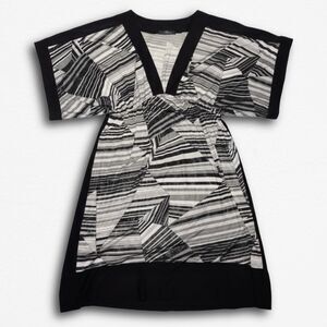 Bloom Size Large Glitter Y2K Geometric Top